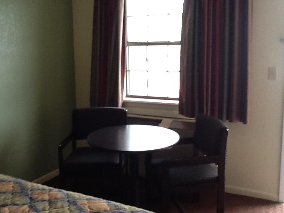 Relax Inn - Lakeland Room photo